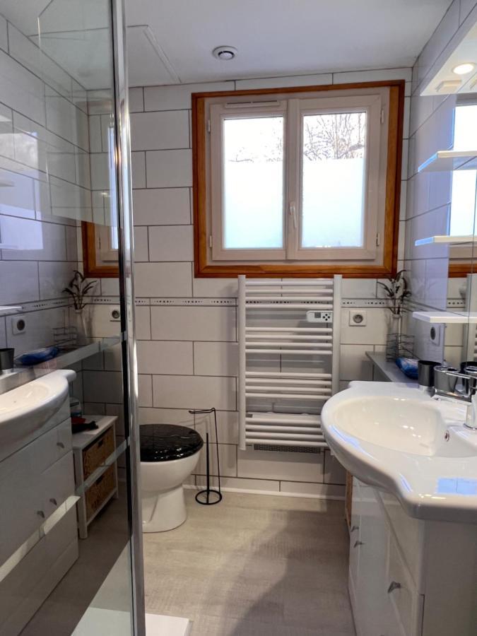 T2 Ensoleille. Terrasse, Jardin Commun, Vue, Parking. Cauterets Exterior foto